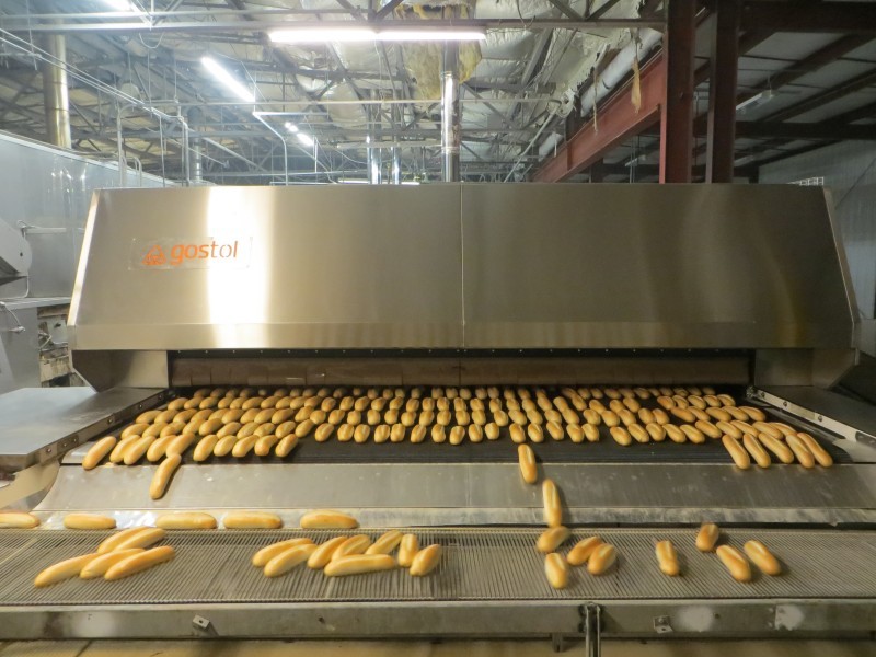 Gostols' energy saving oven producing american bread